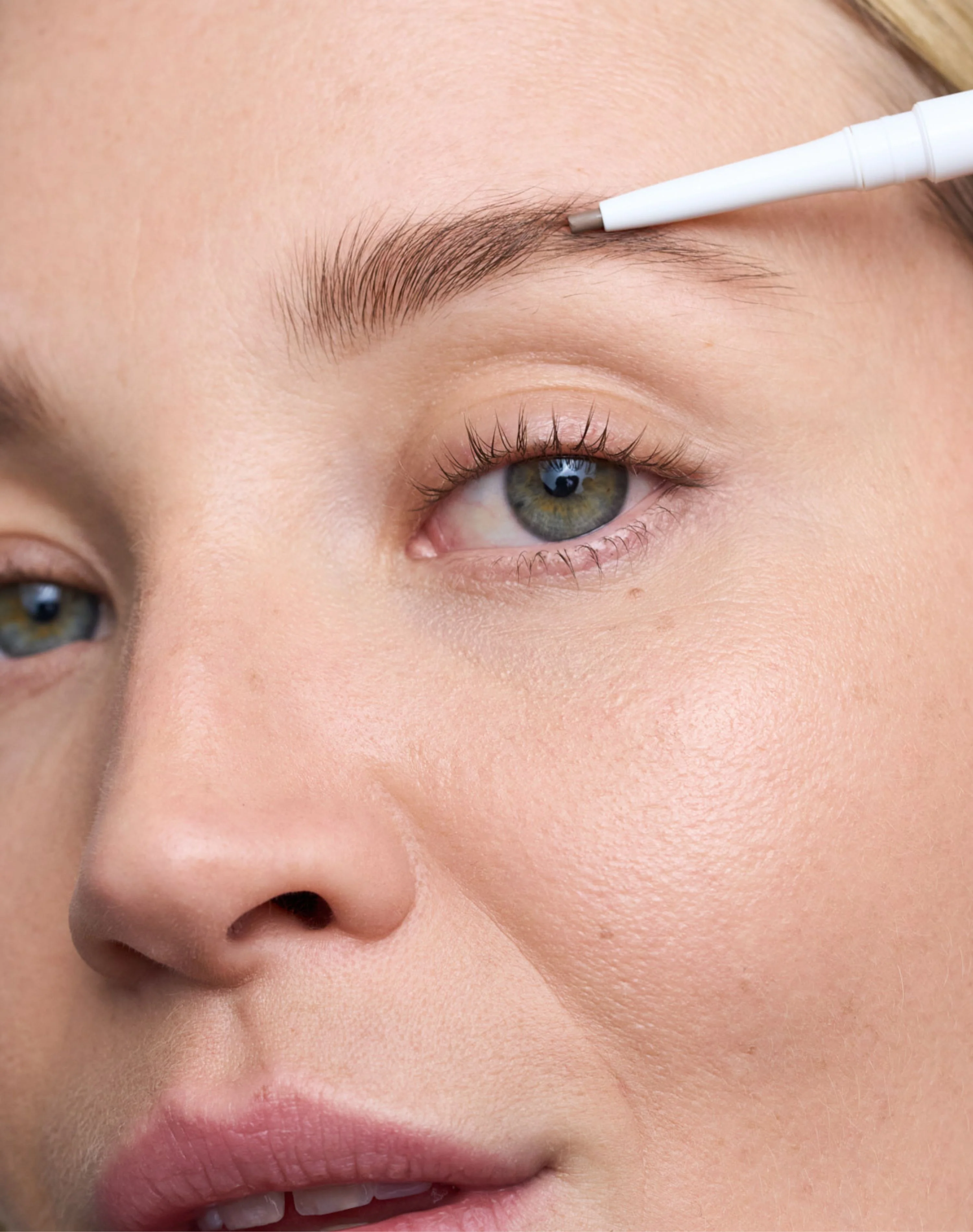 Easy Brow Pencil - Image 12
