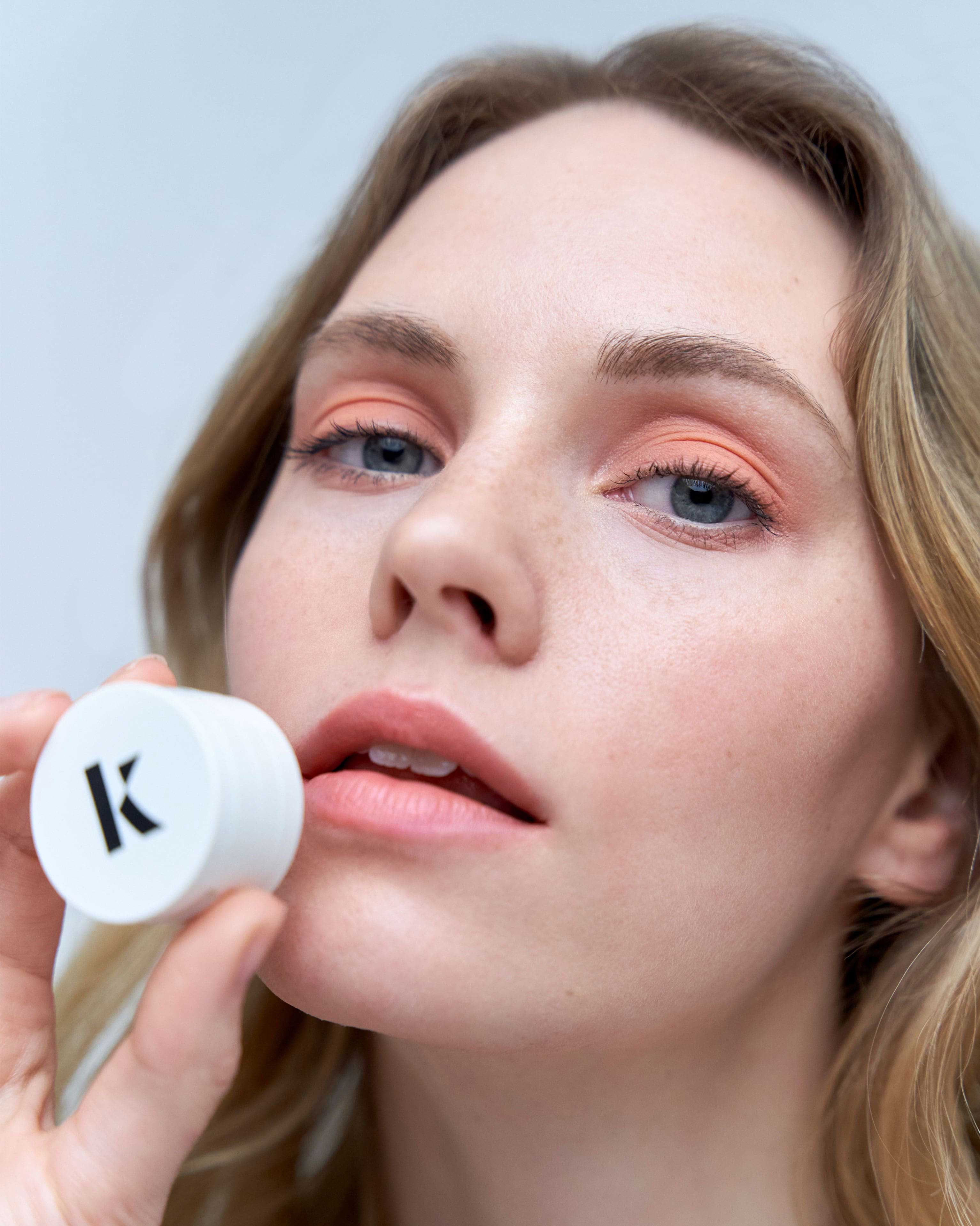 Eyeshadow Tower - Image 21