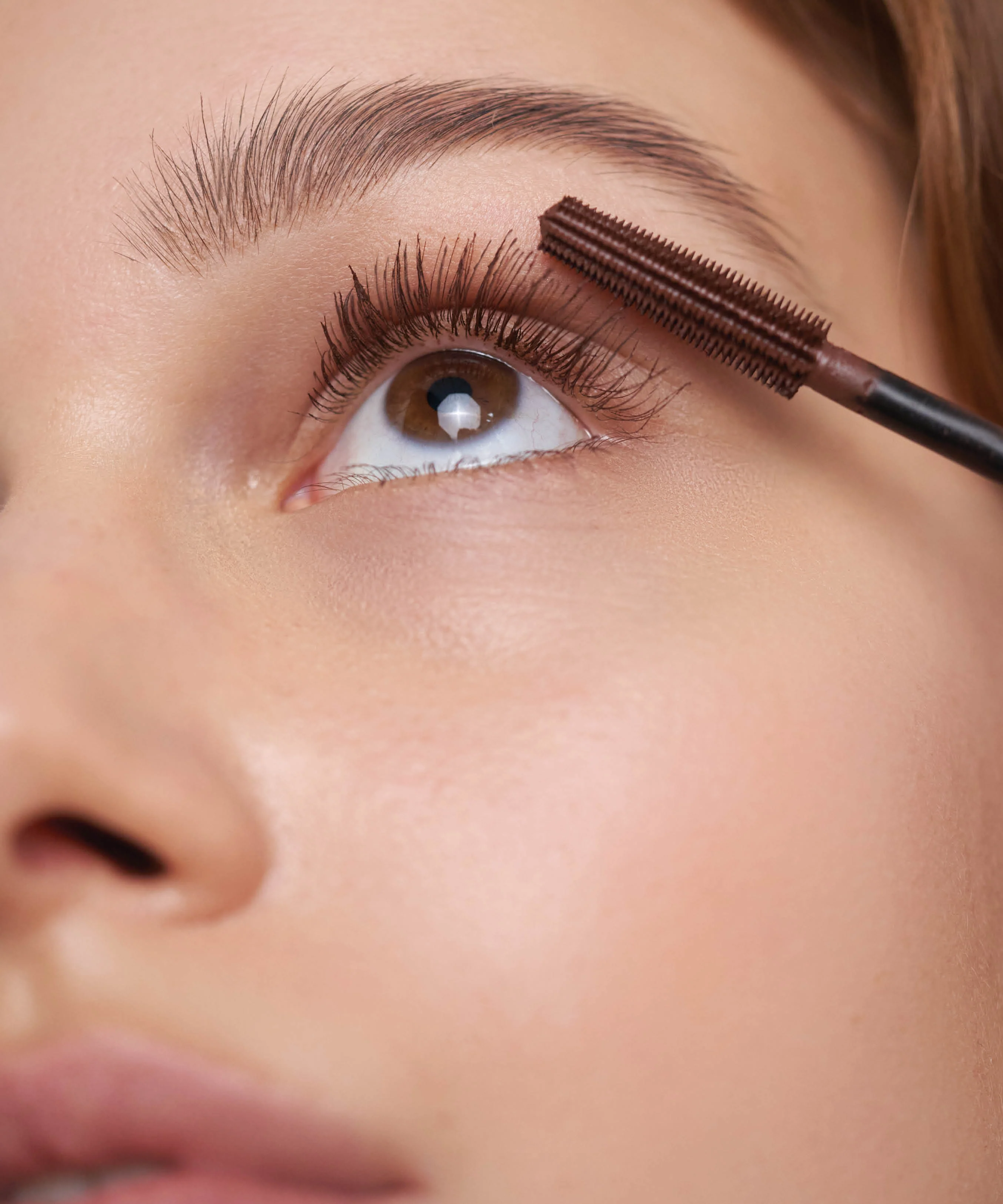 Lengthening Day Mascara - Image 9